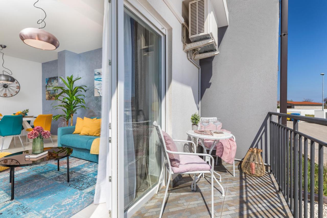 Apartment Mila Fazana Exterior photo